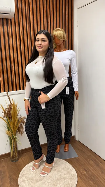Calça oncinha preta